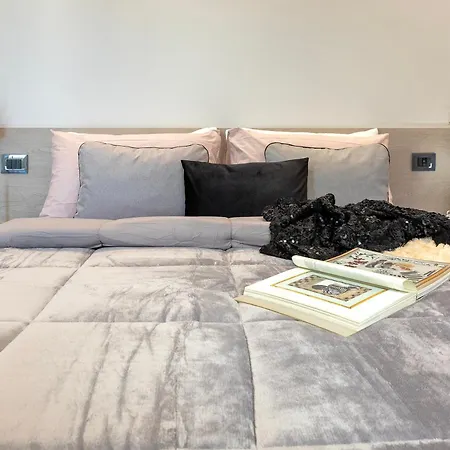 Sardinia Re - Viale Italia 3*