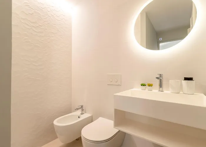 Sardinia Re - Viale Italia 3* Sassari